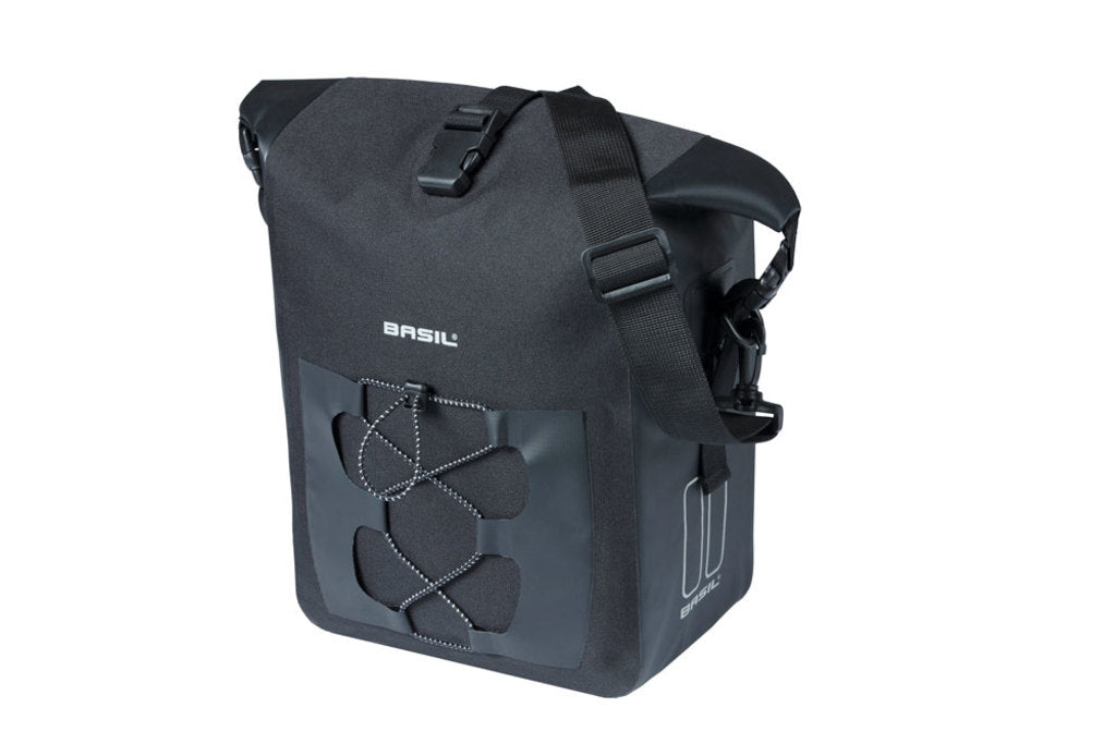 Enkele Fietstas Basil Navigator Waterproof -Zwart 12-15 Liter Enkele Fietstas Basil Navigator Waterproof -Zwart 12-15 Liter